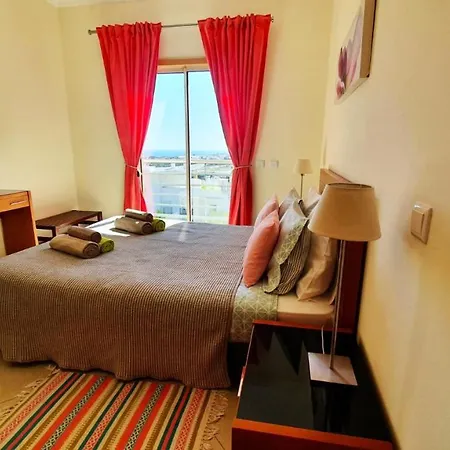 Sunny With Sea View In * Албуфейра